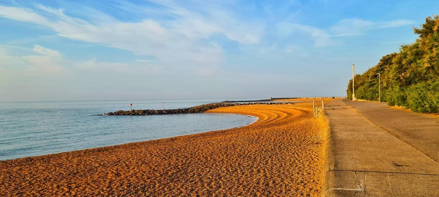 Modern Double Room With En-Suite, Parking & Fast Wifi - Close To Beach Sandgate Exterior photo